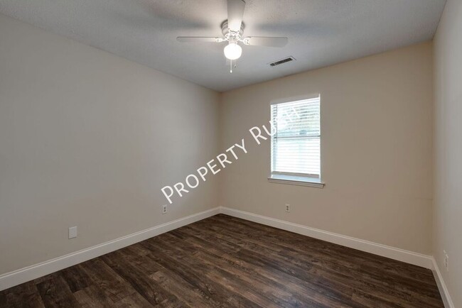 Building Photo - 4326 Worsham Ave. - Charming 3 bed/2 full ...