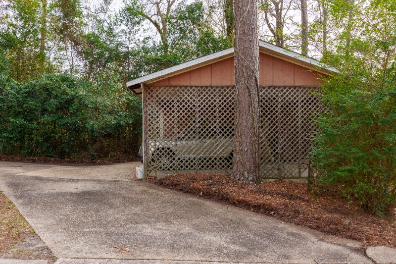 Building Photo - 1408 N Cherokee Ave