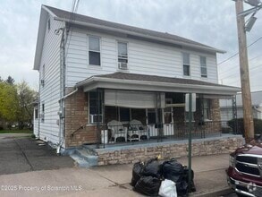 Building Photo - 504 Storrs St