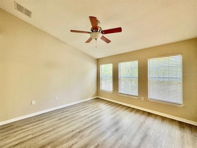 Building Photo - 6713 Breezy Palm Dr