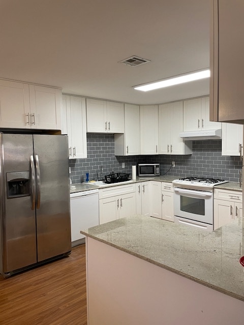 Building Photo - 1212 N Starrett Rd