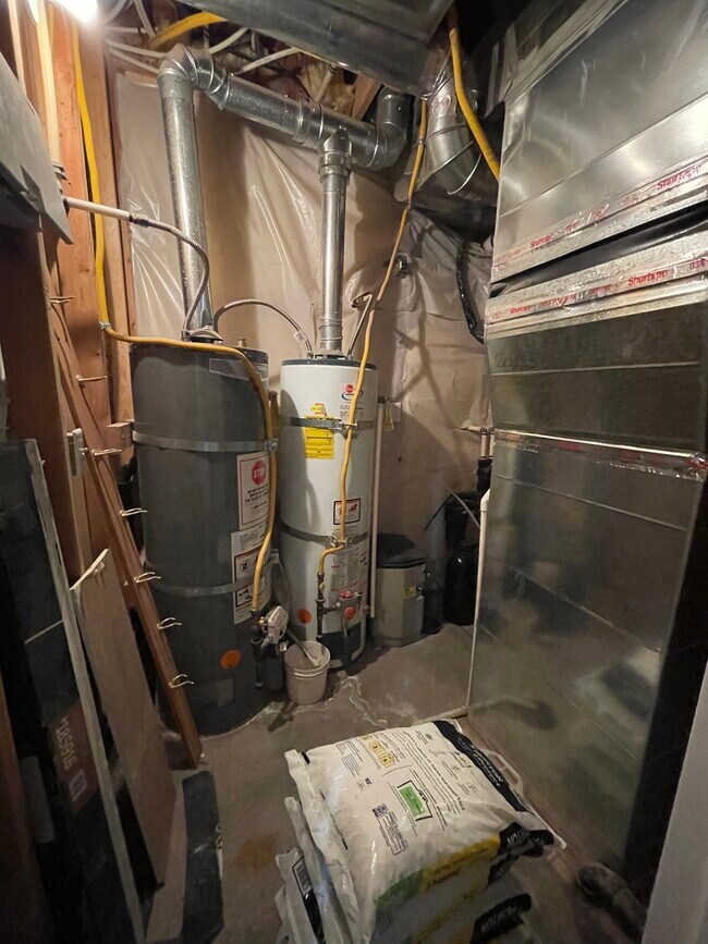 Building Photo - 2009 Autumn Ln