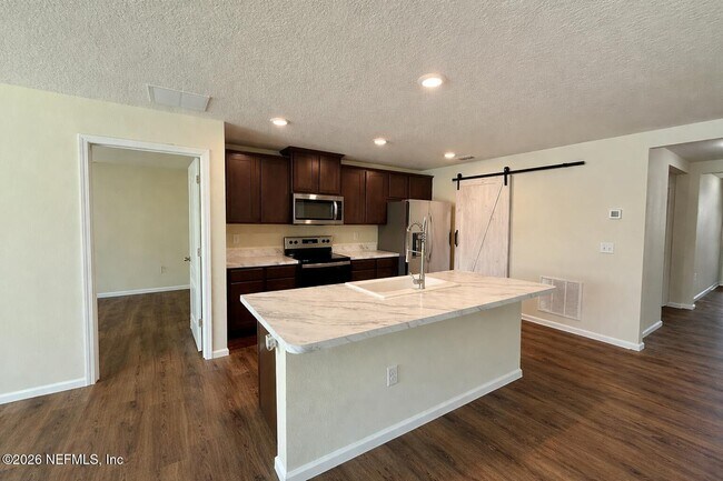 Building Photo - 234 Cody St