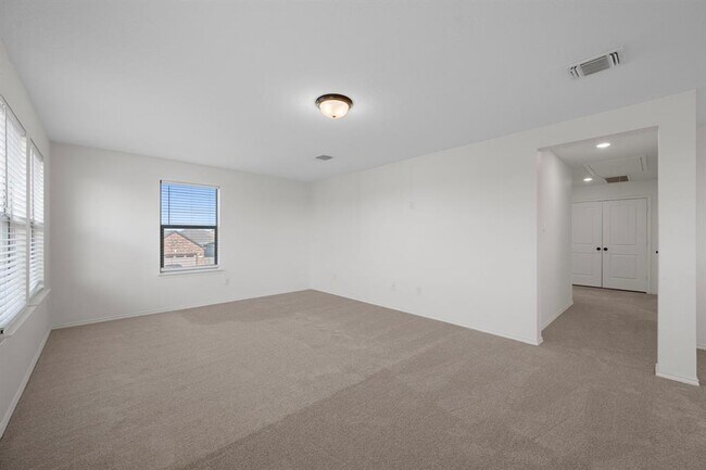 Building Photo - 6257 Mantalcino Dr