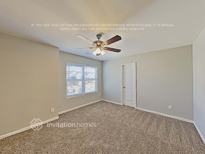Building Photo - 9238 Magnolia Lily Ave
