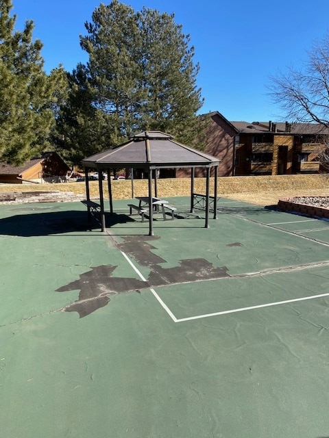 Picnic Area - 341 Wright St