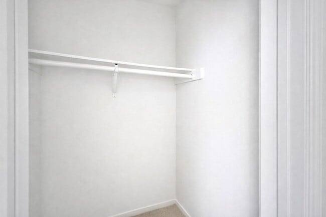 Building Photo - AVAILABE NOW ; APPLY TODAY AT OUR WEBSITE!!