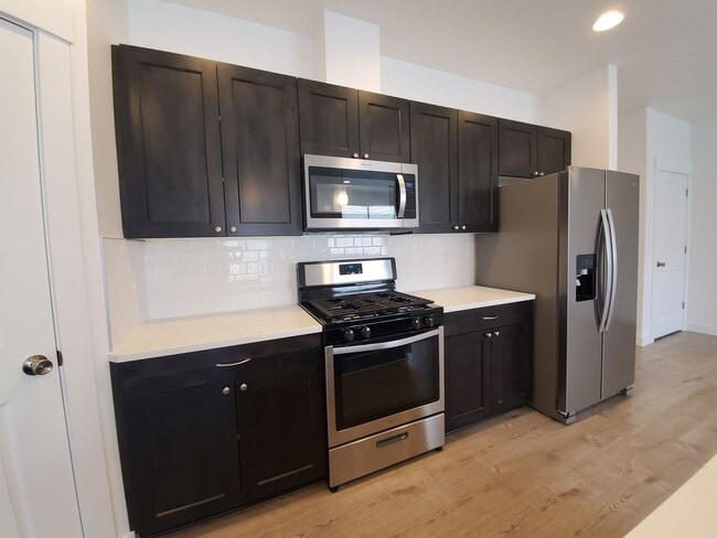 Building Photo - 522 Bedrock Loop