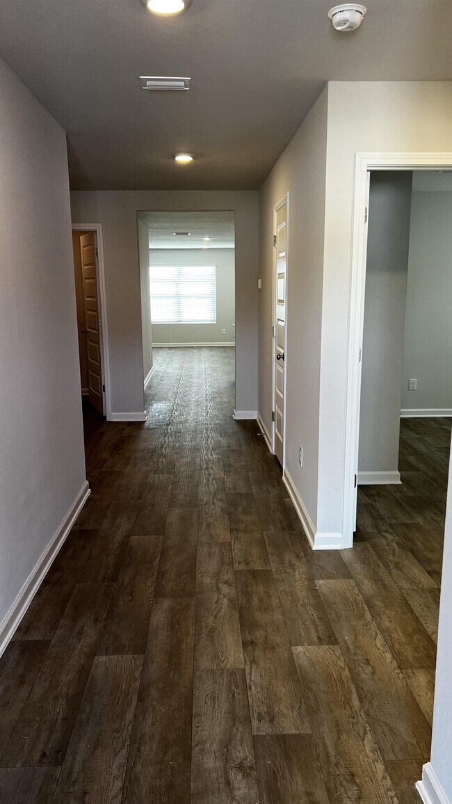 Building Photo - 11186 Elemis Dr