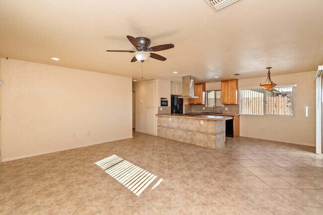 Building Photo - 49434 Mojave Dr