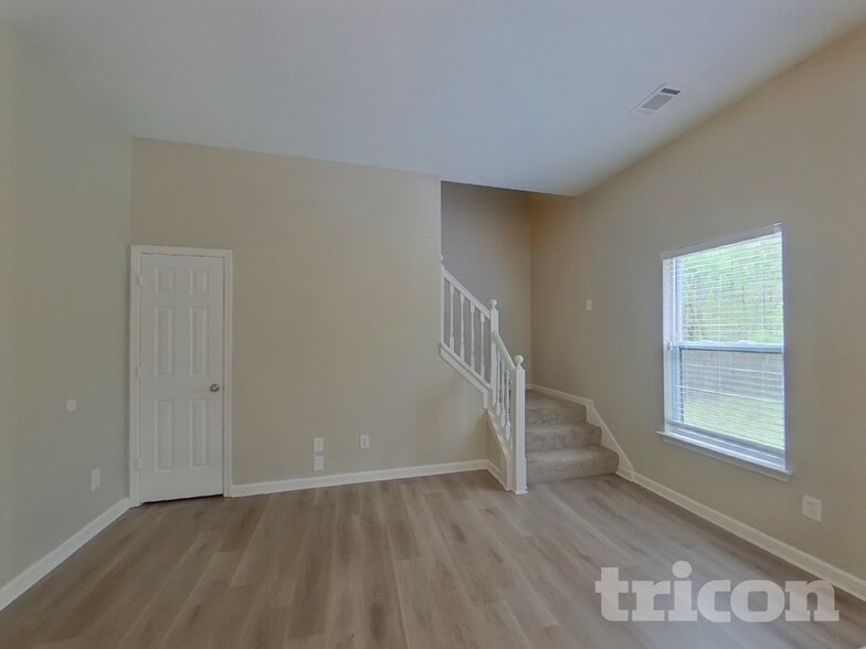 Building Photo - 7436 Petal Pl