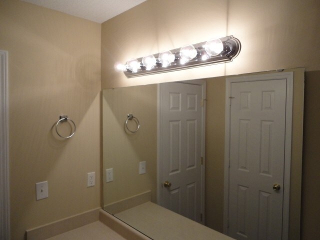 Building Photo - 2544 Quarry Ridge Ln