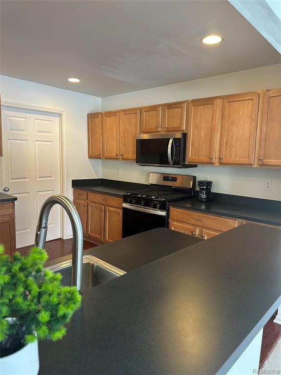 Building Photo - 149 S Vista