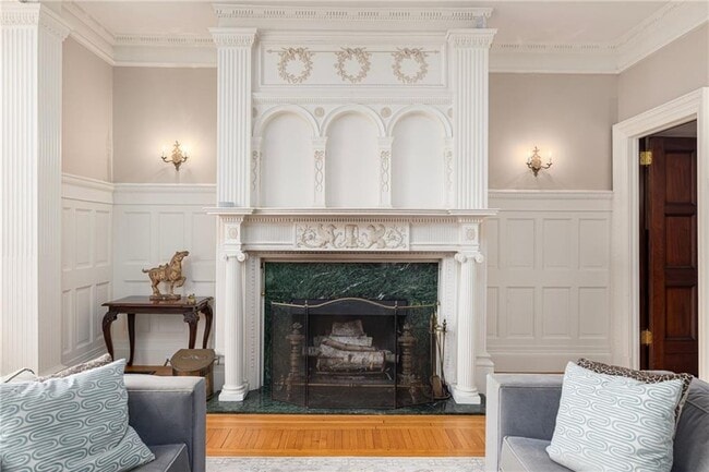 Building Photo - 4 Hunter Ave