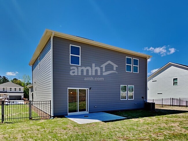 Building Photo - 3750 Blackshear Pl