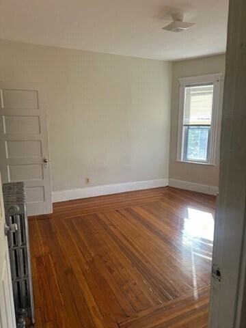 Building Photo - 142 Dakota St
