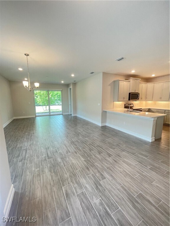 Building Photo - 1011 Enbrook Lp