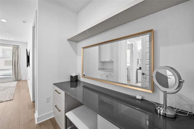 Building Photo - 4310 Authentic Dr