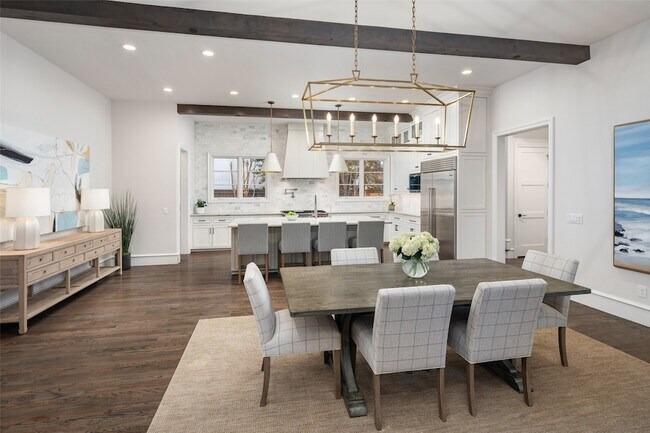 Building Photo - 3537 Villanova St