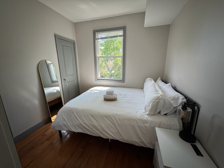 Building Photo - 157 Bidwell Ave