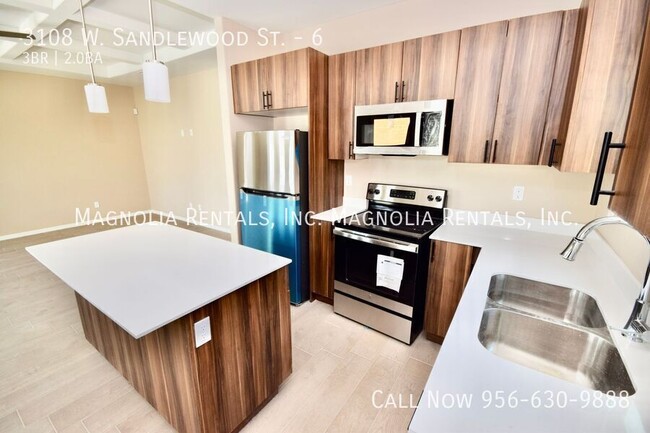 Building Photo - 3108 W Sandlewood St