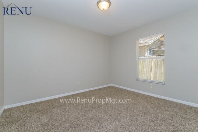 Building Photo - SPECIAL: $0 Application Fee.  50% off firs...