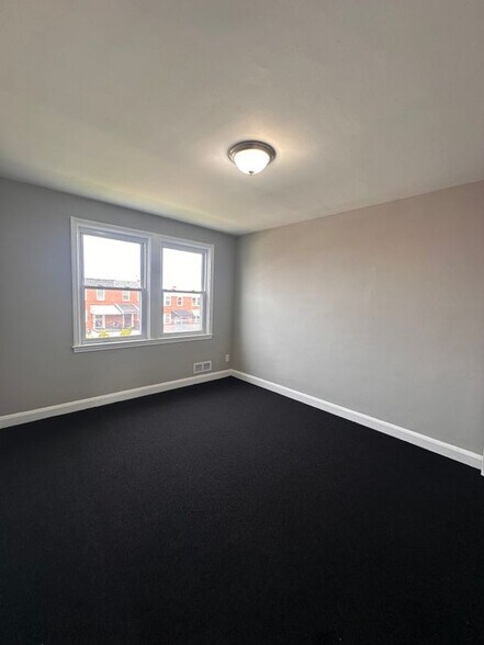 Building Photo - 3725-FLOOR-3725-FLOO2 Bonview Ave