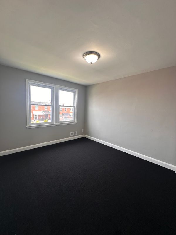 Building Photo - 3725-FLOOR-3725-FLOO2 Bonview Ave