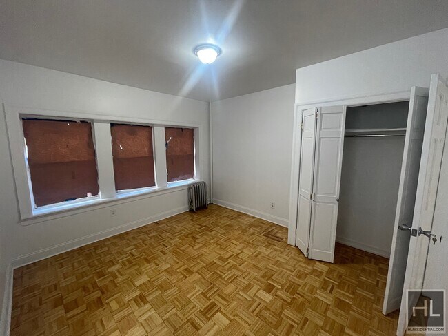 Building Photo - EAST 92 STREET