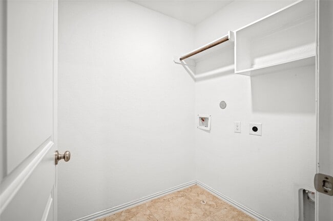 Building Photo - 187 Moon Dance Ct