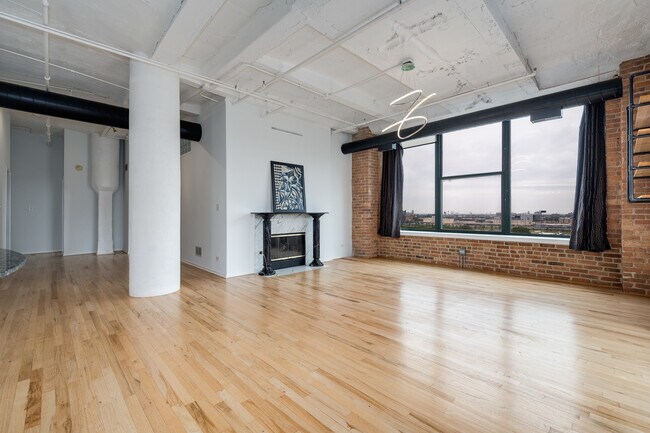 Building Photo - 1322 S Wabash Ave