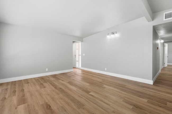 Building Photo - 2714 64th St
