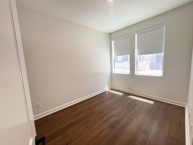 Building Photo - 16755 Coyote Bush Dr