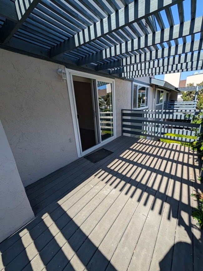 Building Photo - 1 Bed-1 Bath Single Story Condo on 2nd Floor located in El Cajon