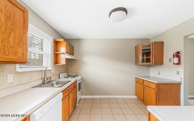 Building Photo - 53 Briar Mills Dr