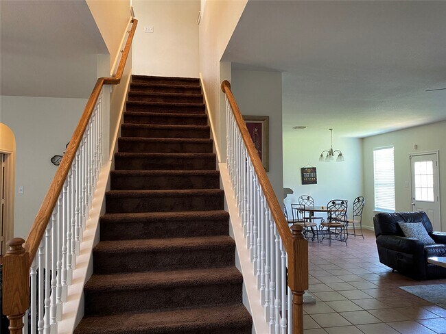 Building Photo - 8138 Wooded Terrace Ln