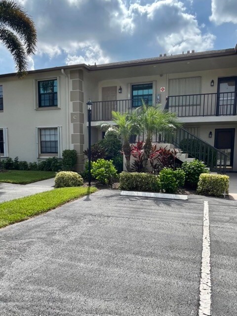 Building Photo - 102 Pinecrest Cir