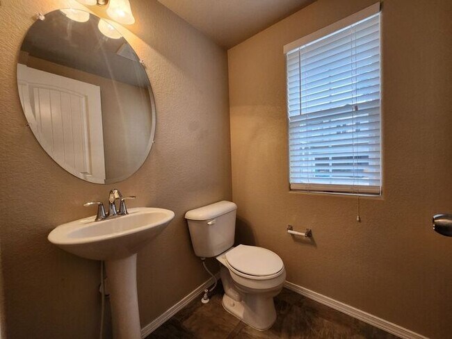 Building Photo - Spacious 3-Bedroom Home – Stunning Views &...