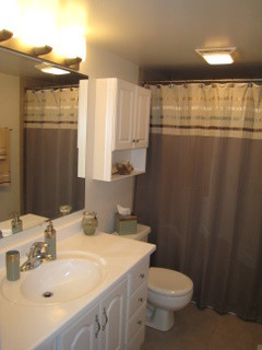 Bathroom - 181 Inverness Ct