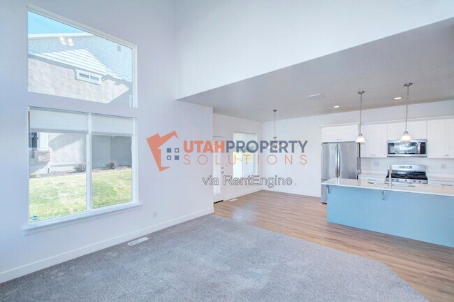 Building Photo - 1316 Dawes Wy