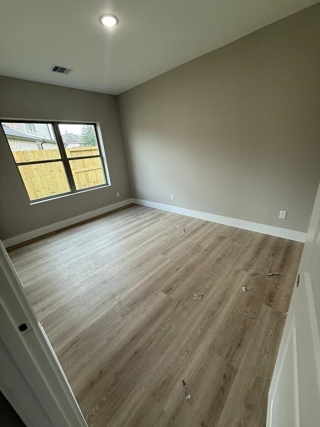 Building Photo - 20007 Venetto St