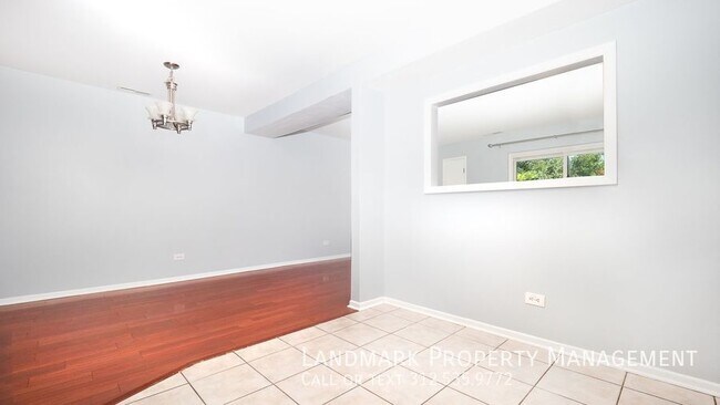 Building Photo - 2250 Abbeywood Dr