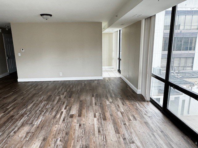 Building Photo - 125 SW Jefferson Ave