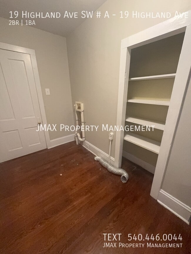 Building Photo - 19 Highland Ave SW