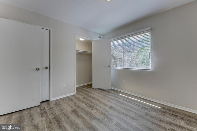 Building Photo - 2904 Kings Chapel Rd