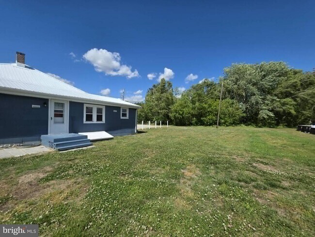 Building Photo - 28419 Old Quantico Rd