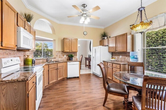 Building Photo - 3598 Woods Walk Blvd