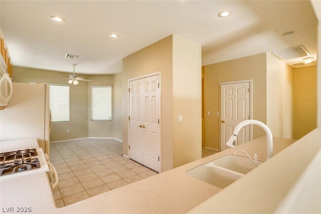 Building Photo - 3027 Hickory Valley Rd