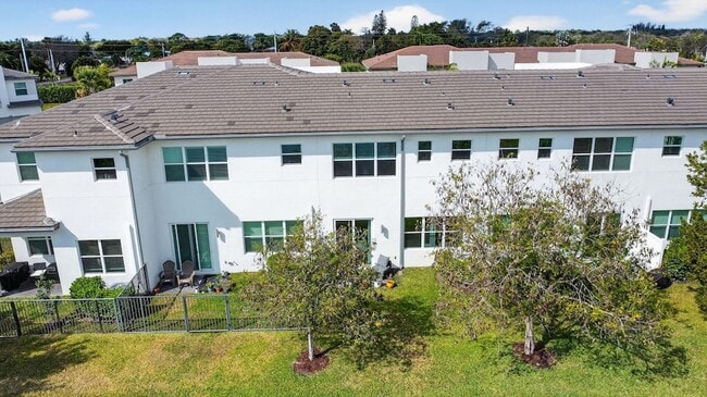 Building Photo - 4790 Navali Dr