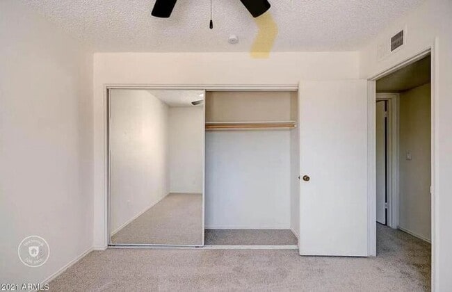 Building Photo - MOVE IN SPECIALS!! Stunning 3 bedroom, 2.5 bathroom Townhome in Mesa, AZ.
